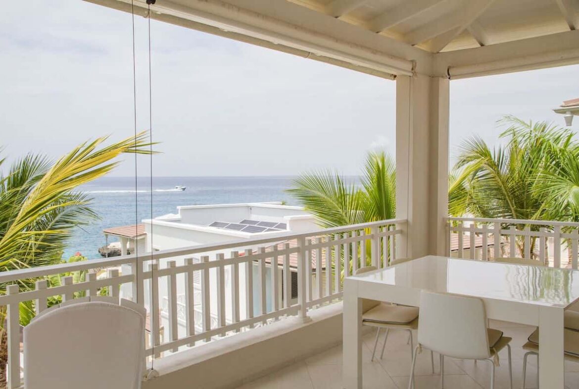 Terraza vista al mar Apartamento Penthouse en Tracadero beach Resort - Dominicus - Perez Real Estate