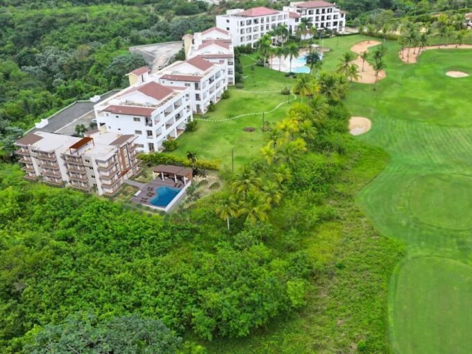 Apartamento vista golf en venta
