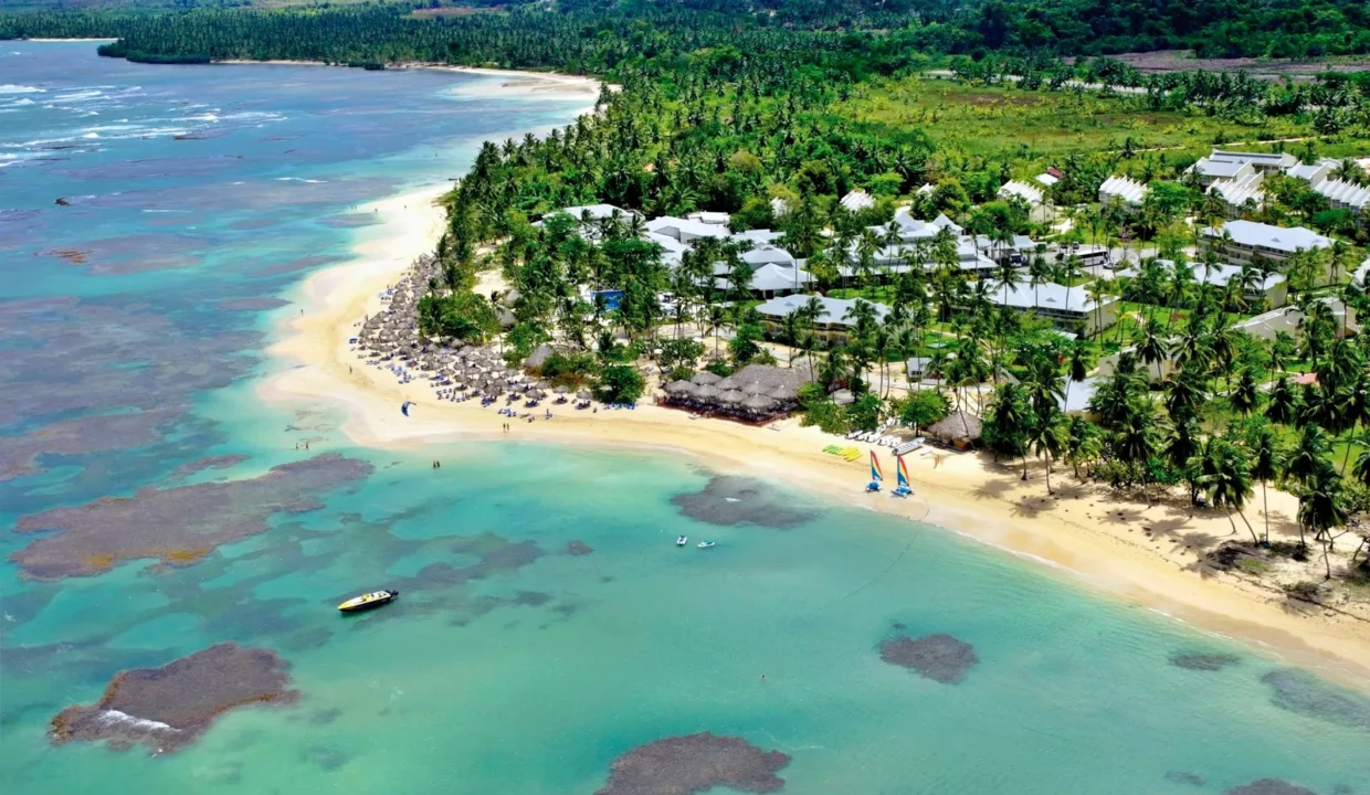 playa-el-portillo-bahia-principe-municipio-pueblo-las-terrenas-peninsula-de-samana-todo-republica-dominicana-3